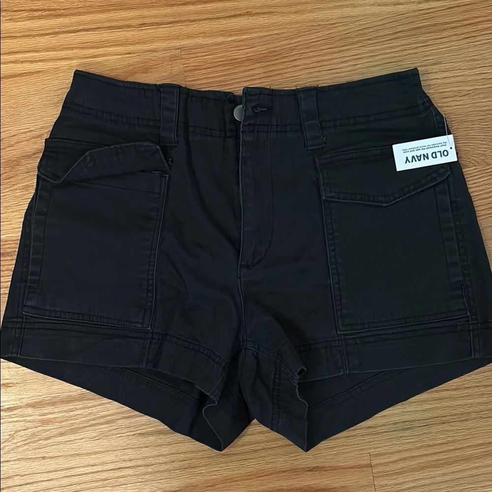 Old Navy Black Cargo Shorts Tailored Casual Design